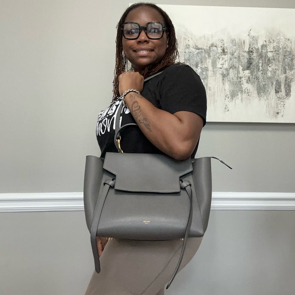 Authentic Celine MINI BELT BAG IN GRAINED CALFSKIN
GREY - Picture 11 of 15